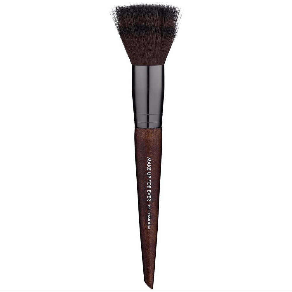 Makeup forever Pro 122 blending brush